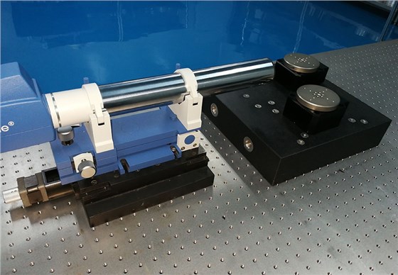 High-precision turntable